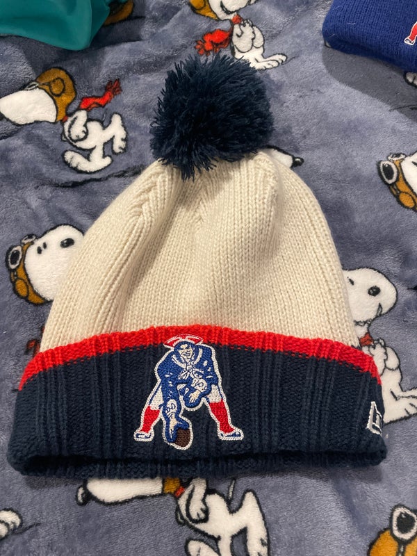 NFL New England Patriots Beanie Tom Brady Signature On Back