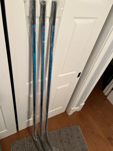 New Right Handed W03 Covert QR520 Hockey Stick