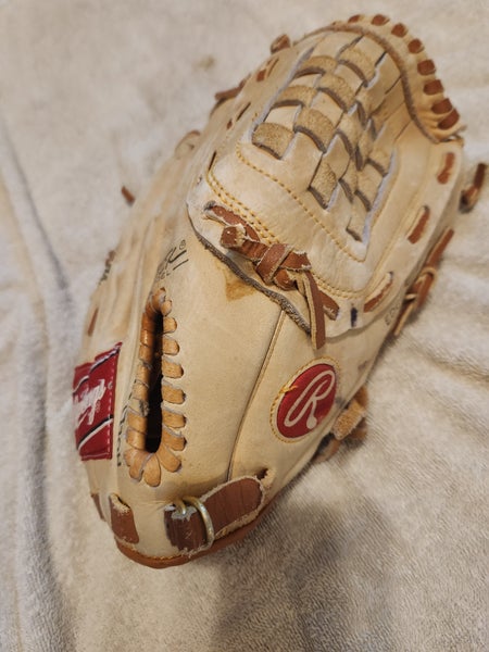 Rawlings Right Hand Throw RBG36 Ken Griffey Jr model Baseball Glove 12.5" Game Ready!