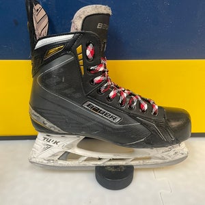 Used Bauer Regular Width Size 9.5 Supreme Comp Hockey Skates