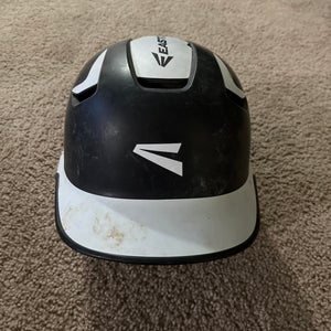 Used 6 3/8 - 7 1/8 Easton Z5 2.0 Batting Helmet