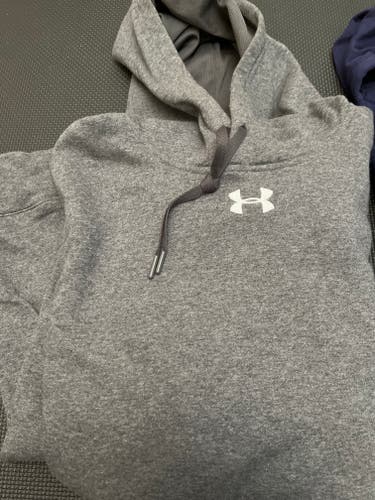 Navy & Grey New!! Men's Large Under Armour Team Sweatshirts - Pack of two