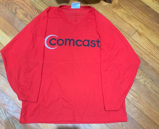 Red Comcast Youth Large / XL