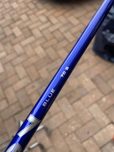 Reign 70 S golf shaft.