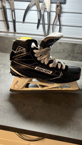 Bauer 1S goalie skates 7.5 SR