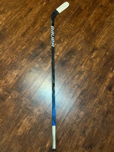 Senior Right Handed P88  Nexus Geo Hockey Stick