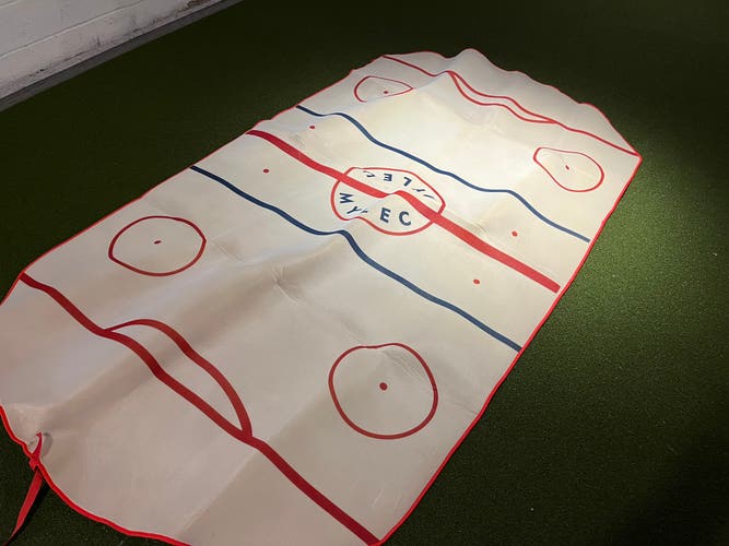 Knee hockey floor rink pad