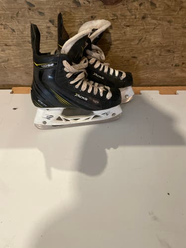 Used CCM Regular Width  Size 4 Super Tacks Hockey Skates