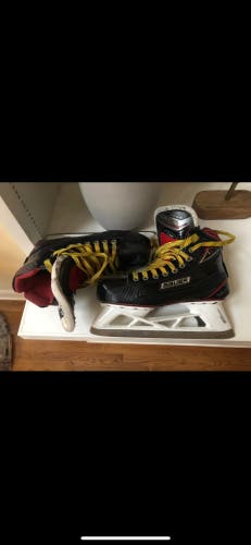 Senior Bauer Regular Width  Size 8.5 Vapor 1X Hockey Goalie Skates