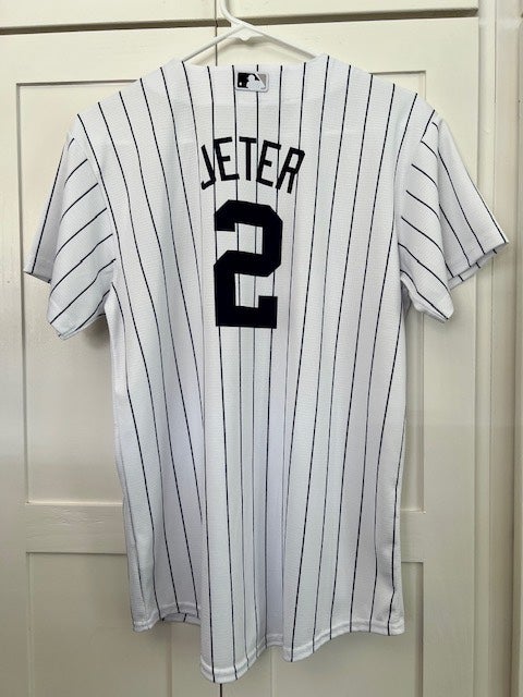 Vintage White Pinstripe NY Yankees Jersey (2000's) – On The Arm
