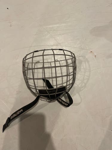 Medium Bauer Full Cage True Vision