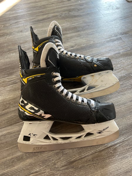 Pro Stock CCM Supertacks AS3 Sr Ice Hockey Skates Size 7
