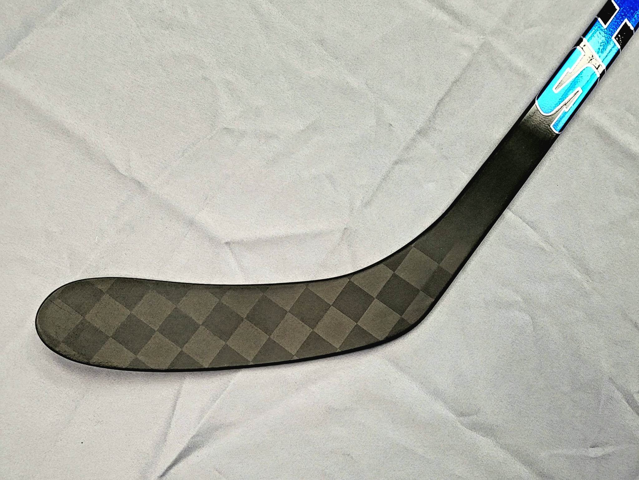 Sher-Wood Rekker Element One Pro Stock Stick (dressed) Ristolainen