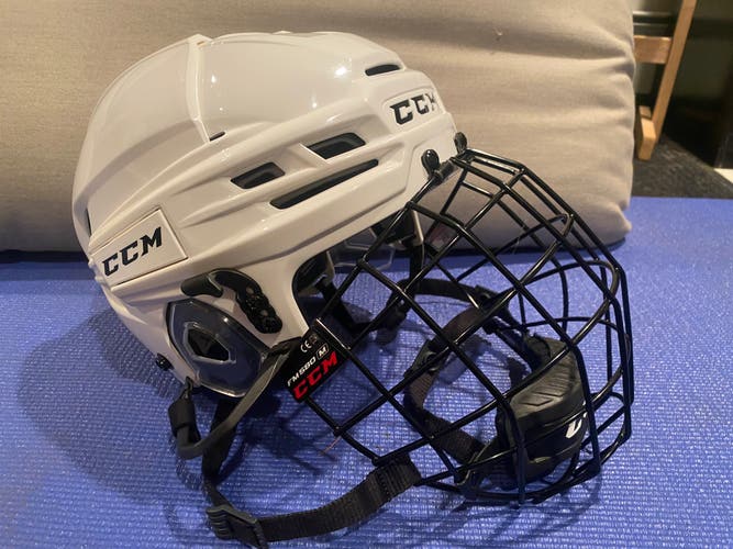 New Large CCM  Tacks 910 Helmet