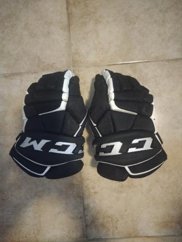CCM Tacks 9080 Gloves 12"