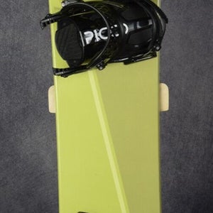NEW PACIFIC SNOWBOARD SIZE 154 CM WITH PICCO LARGE BINDINGS