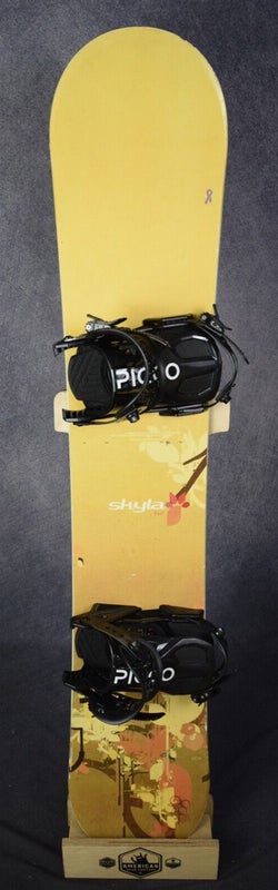 K2 SKYLA SNOWBOARD SIZE 147 CM WITH NEW PICCO MEDIUM BINDINGS