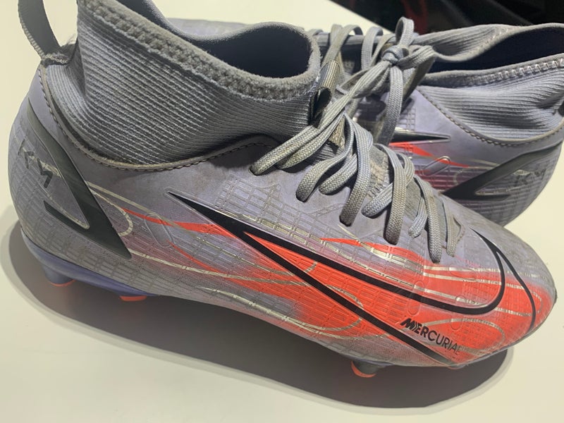 Used Size 2.5 Youth Nike Mercurial Mbappe Cleats