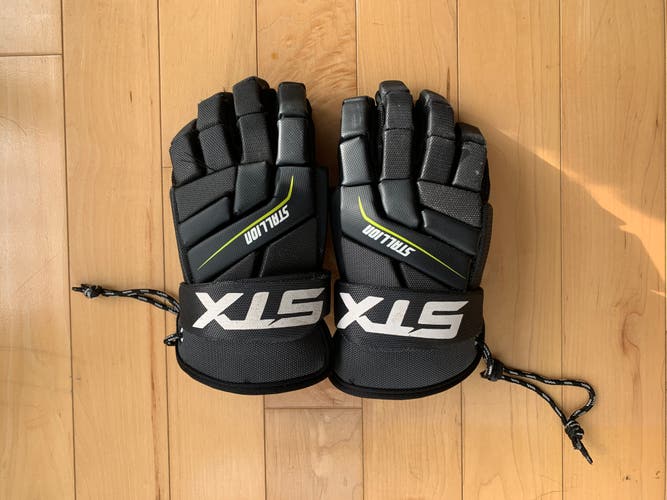 Used Player's Stallion 200 Lacrosse Gloves 9"
