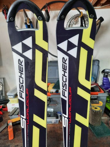 Fischer RC4 World Cup SL Skis, 165cm - mint