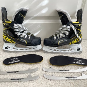 Junior Used CCM Super Tacks AS3 Hockey Skates Regular Width Size 3 with Step Steel