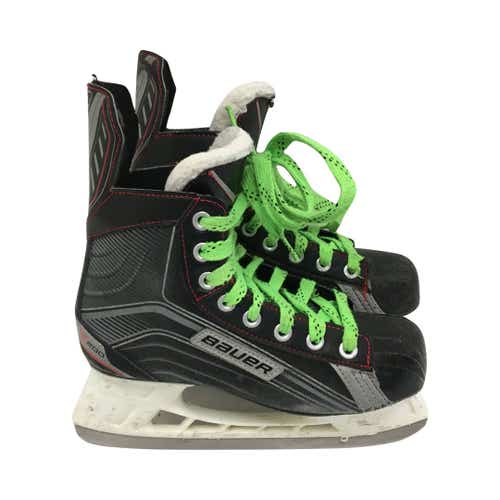 Used Bauer X200 Junior 04 Ice Hockey Skates