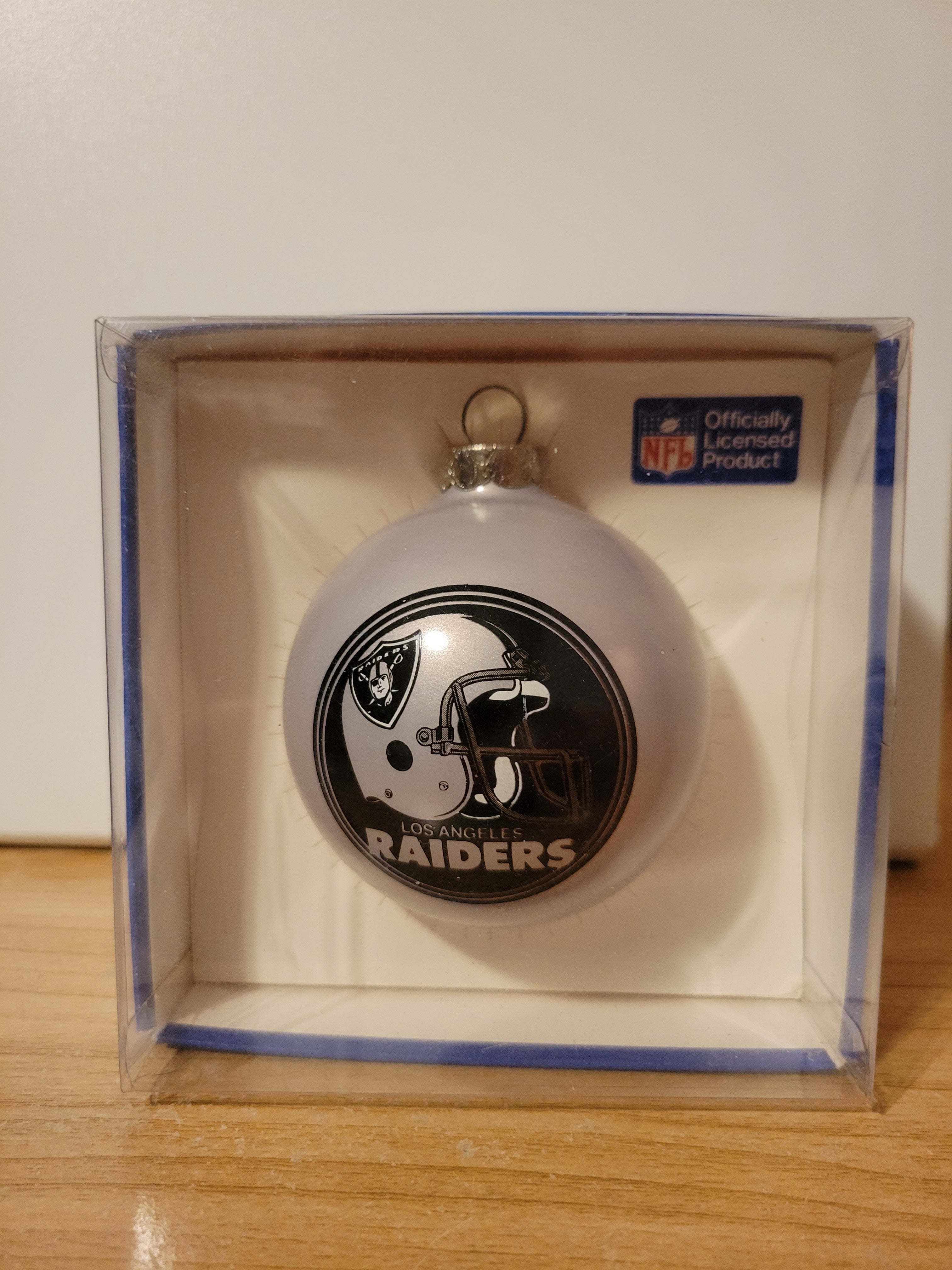 1996 NFL - Atlanta Falcons Christmas Ornament