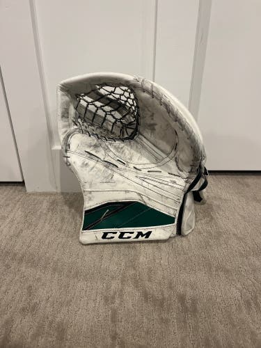 CCM Pro Stock Premier II Pro Bishop