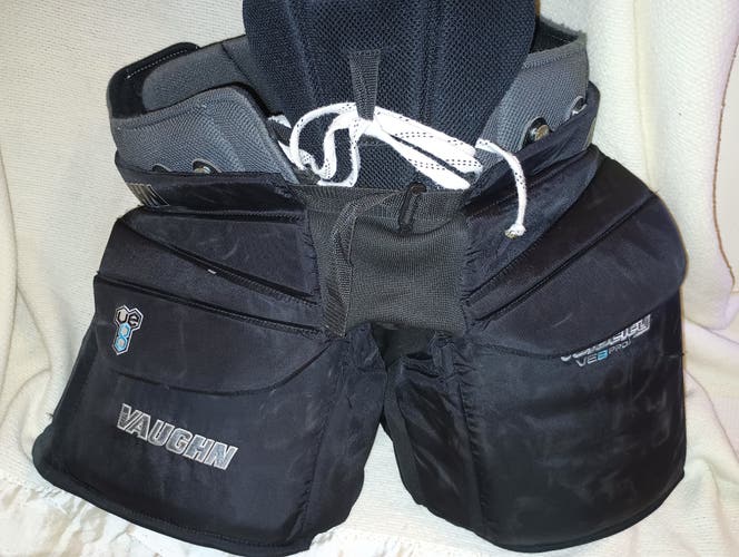 Senior Used Medium Vaughn Velocity VE8 Hockey Goalie Pants