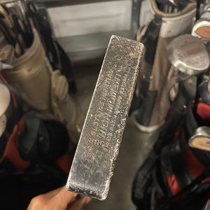 Slotline Highmoment golf putter in right handed