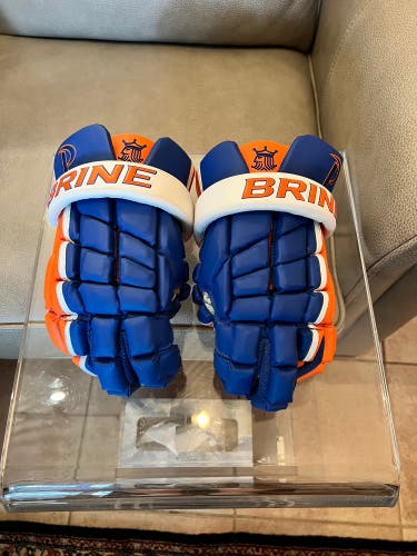 Pepperdine University Brine Gloves