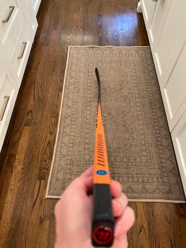 New Right Handed W03 Covert QR5 Pro Hockey Stick