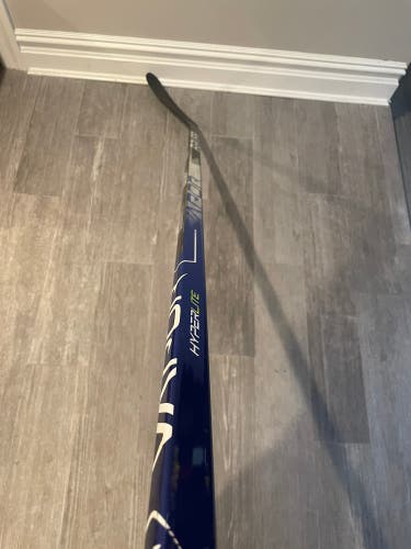Intermediate Left Hand P28 Pro Stock Vapor Hyperlite Hockey Stick