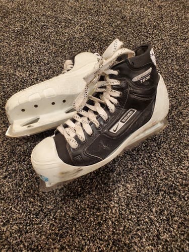 Senior Used Bauer Supreme 7000 Hockey Goalie Skates Size 9.5