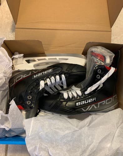New Bauer Size 8 Vapor 3X Hockey Skates Fit 3