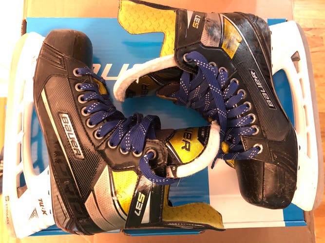 Used Bauer Supreme S37 Hockey Skates - Size 6.5