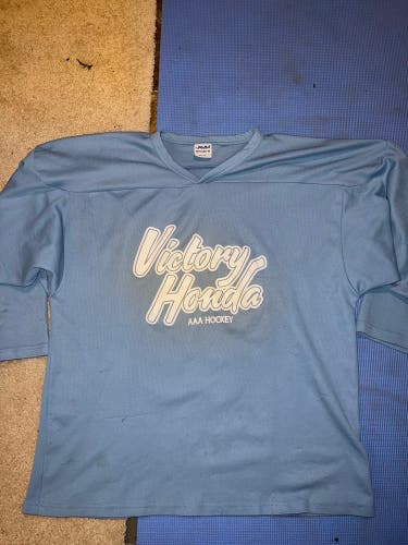 Victory Honda Detroit AAA hockey practice jersey