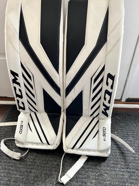 Excellent Condition Used 26" CCM Axis 1.5 Goalie Leg Pads