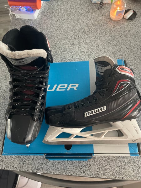 Used Bauer Regular Width Size 9 Vapor X700 Hockey Goalie Skates
