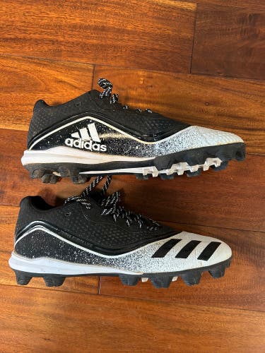 Black Men's Molded Cleats Low Top Icon