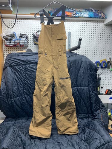 Large Quicksliver Youth Bibs Khaki Color