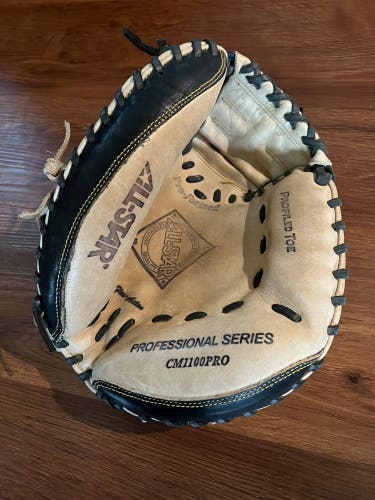 All Star CM1100Pro 31.5” catcher’s mitt