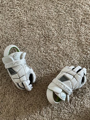 Used Like New Player's Maverik 13" M5 Lacrosse Gloves
