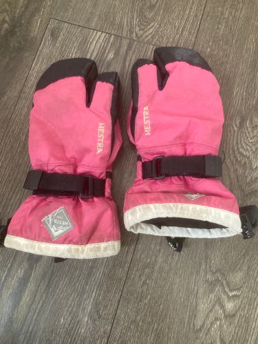 Hestra Youth Three Finger Gloves Size 5 Please Read