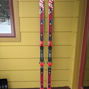 2016 Atomic 210 cm Redster FIS SG Skis With Bindings Max Din 16