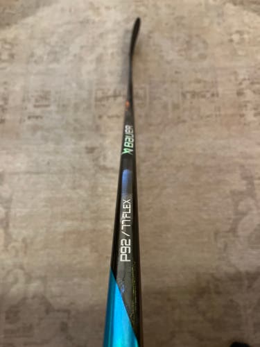 Senior Left Hand P92 Nexus Sync Hockey Stick