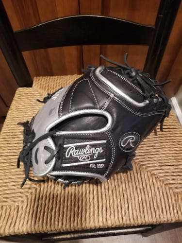Used Rawlings Right Hand Throw Catcher's Encore Baseball Glove 32"