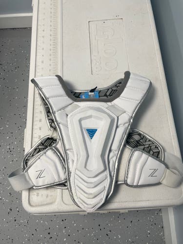 Used Medium True Zerolyte Shoulder Pads