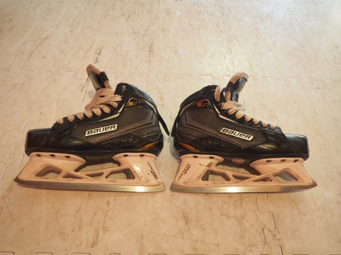 Junior Used Bauer Supreme S27 Hockey Goalie Skates Regular Width Size 3