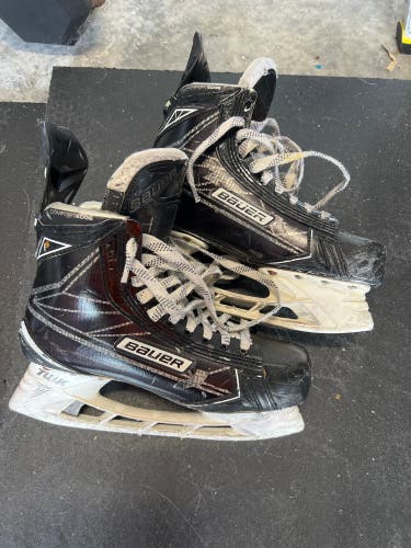 Used Bauer Regular Width  Size 8 Supreme 1S Hockey Skates